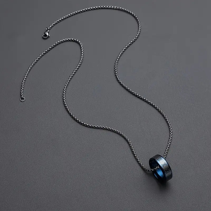 Collier pendentif, pierre de naissance synthétique d'avril